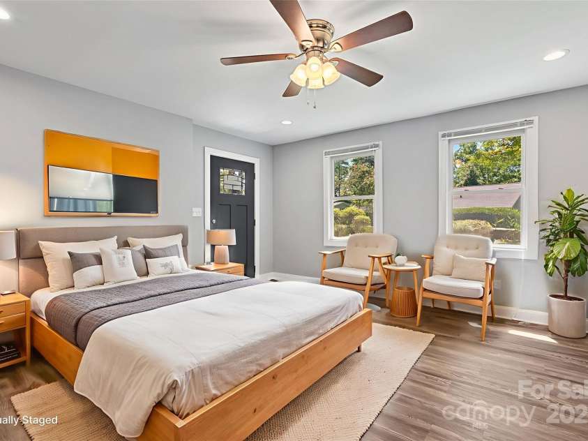 80 Laurel Avenue, Tryon, NC 28782.  MLS# CAR4299418, YatesRealty ID 1972. Studio apartment