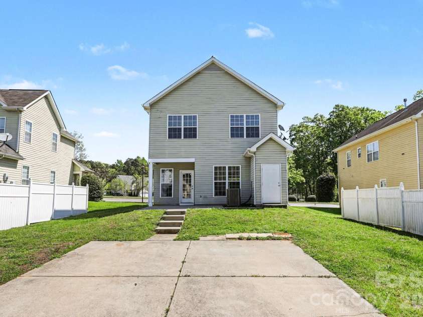 4134 Vance Road, Huntersville, NC 28078.  MLS# CAR4368094, YatesRealty ID 19720. 