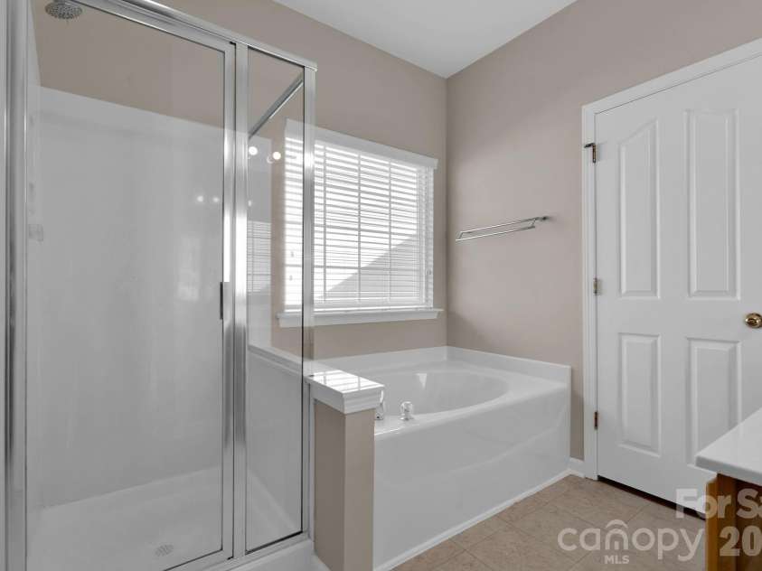 11012 Sedgemoor Lane, Charlotte, NC 28277.  MLS# CAR4340731, YatesRealty ID 19721. 