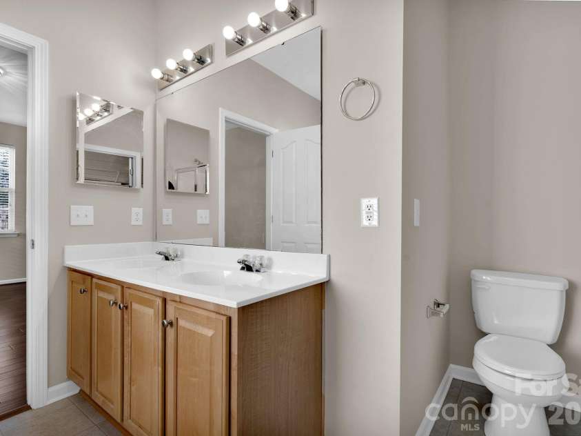 11012 Sedgemoor Lane, Charlotte, NC 28277.  MLS# CAR4340731, YatesRealty ID 19721. 