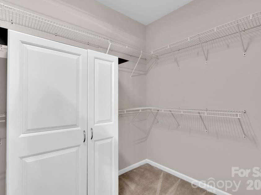 11012 Sedgemoor Lane, Charlotte, NC 28277.  MLS# CAR4340731, YatesRealty ID 19721. 