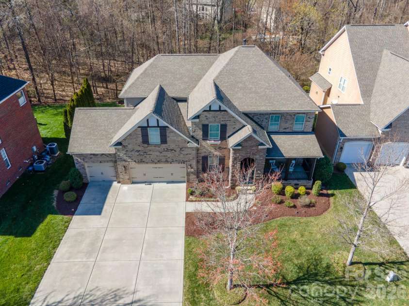 10620 Euclid Avenue, Concord, NC 28027.  MLS# CAR4354098, YatesRealty ID 19722. 