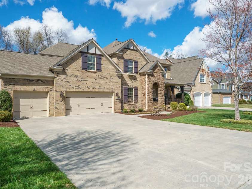 10620 Euclid Avenue, Concord, NC 28027.  MLS# CAR4354098, YatesRealty ID 19722. Brick front with 3 car oversized garage