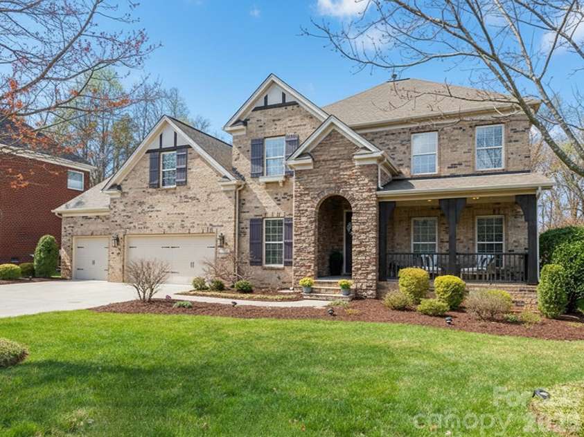 10620 Euclid Avenue, Concord, NC 28027.  MLS# CAR4354098, YatesRealty ID 19722. Welcome Home!