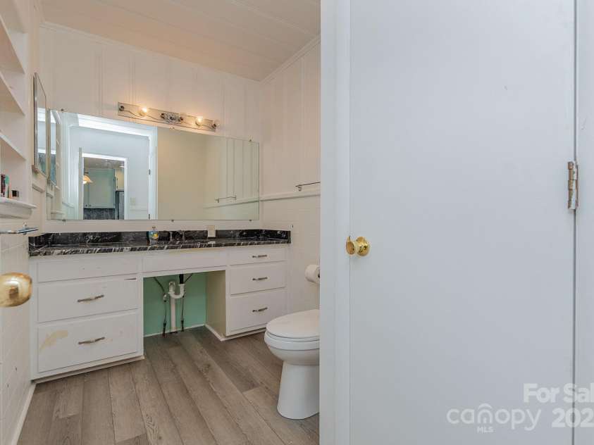 1168 Riverview Road Extension, Lexington, NC 27292.  MLS# CAR4254693, YatesRealty ID 19723. 
