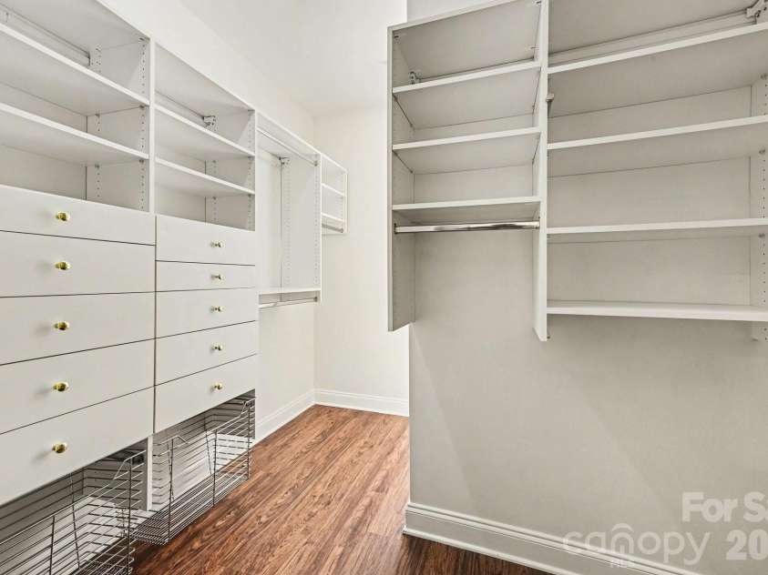 11124 Tradition View Drive, Charlotte, NC 28269.  MLS# CAR4361986, YatesRealty ID 19724. 