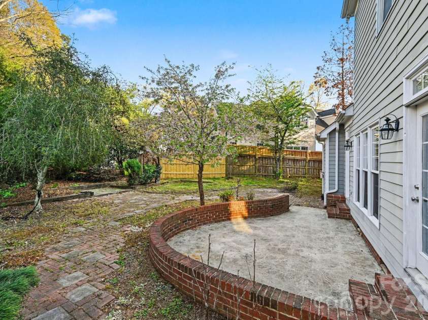 11124 Tradition View Drive, Charlotte, NC 28269.  MLS# CAR4361986, YatesRealty ID 19724. 