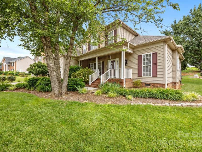 6533 Derby Lane, Concord, NC 28027.  MLS# CAR4265796, YatesRealty ID 19724. 