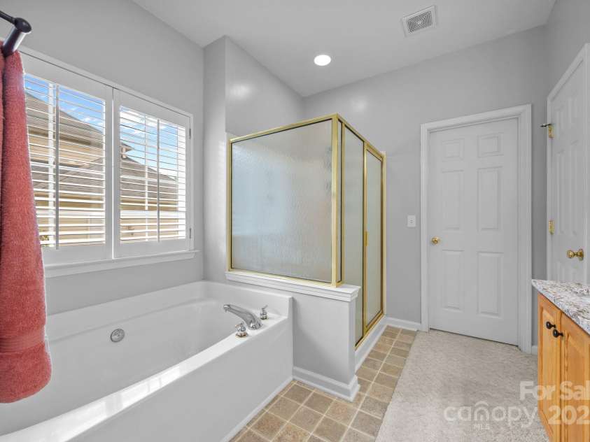 6533 Derby Lane, Concord, NC 28027.  MLS# CAR4265796, YatesRealty ID 19724. 