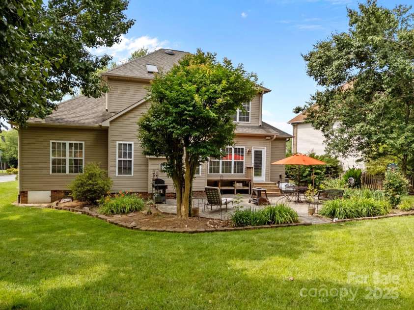 6533 Derby Lane, Concord, NC 28027.  MLS# CAR4265796, YatesRealty ID 19724. 