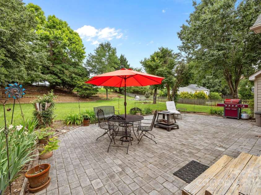 6533 Derby Lane, Concord, NC 28027.  MLS# CAR4265796, YatesRealty ID 19724. 