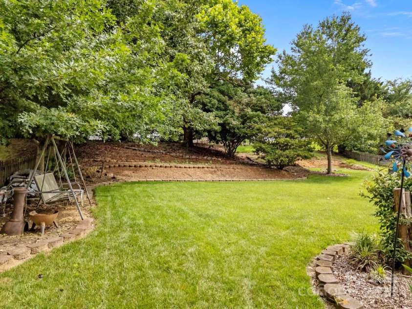 6533 Derby Lane, Concord, NC 28027.  MLS# CAR4265796, YatesRealty ID 19724. 