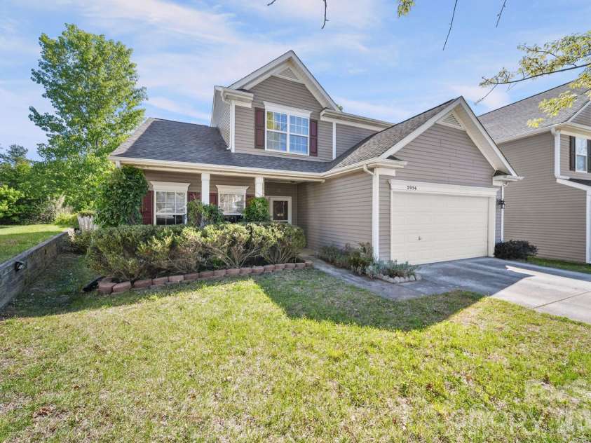 2056 Moss Creek Drive, Harrisburg, NC 28075.  MLS# CAR4374331, YatesRealty ID 19725. 
