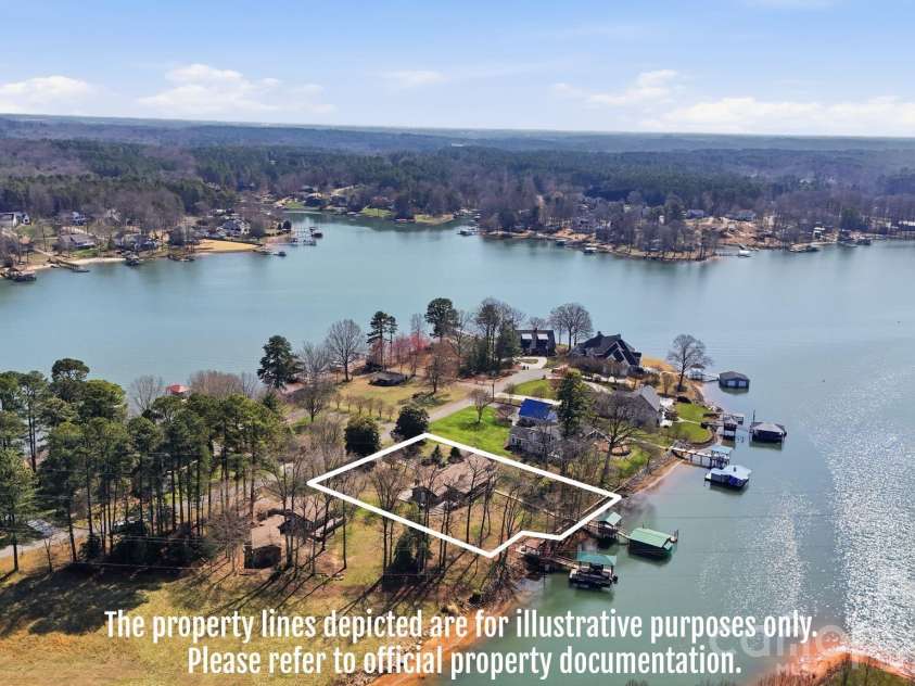 236 Apache Road, Troutman, NC 28166.  MLS# CAR4359171, YatesRealty ID 19726. Approximate Lot Lines.