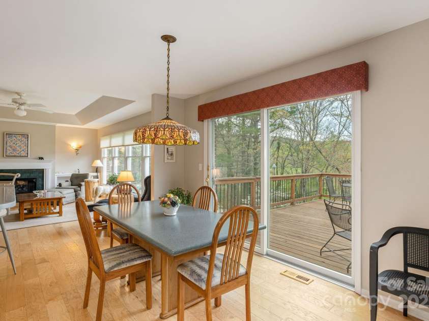 1420 Patriots Drive, Hendersonville, NC 28739.  MLS# CAR4249241, YatesRealty ID 19727. 