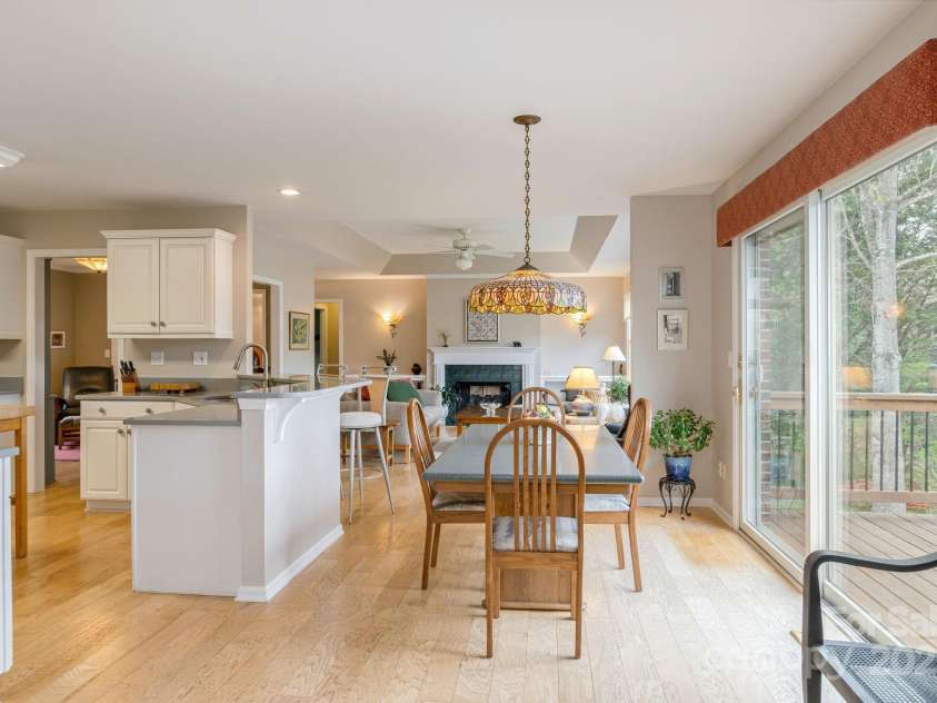 1420 Patriots Drive, Hendersonville, NC 28739.  MLS# CAR4249241, YatesRealty ID 19727. 