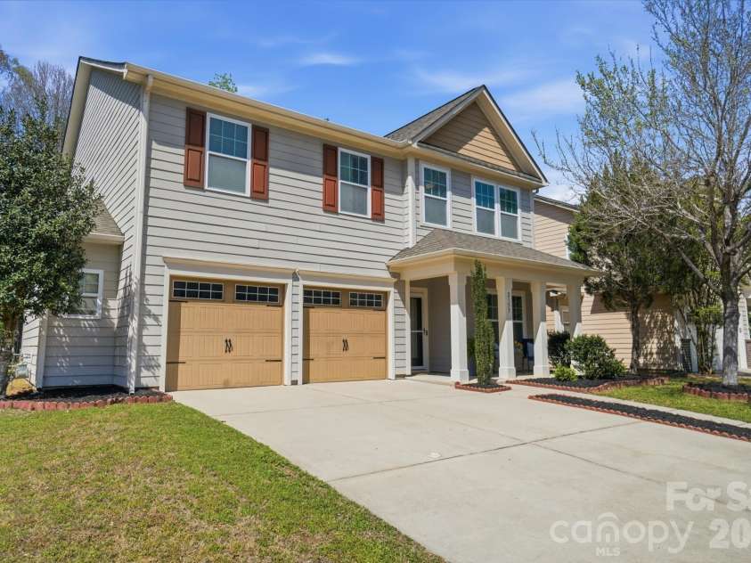 2153 Bluebell Way, Tega Cay, SC 29708.  MLS# CAR4363780, YatesRealty ID 19727. 
