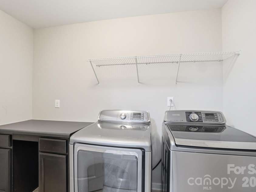 2153 Bluebell Way, Tega Cay, SC 29708.  MLS# CAR4363780, YatesRealty ID 19727. Laundry