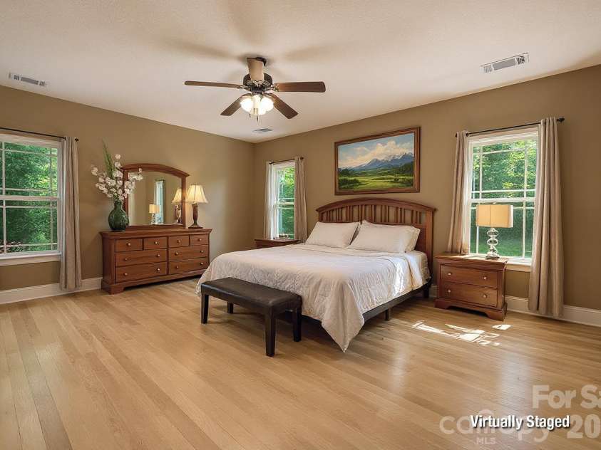 860 Arrow Point Lane, Davidson, NC 28036.  MLS# CAR4338080, YatesRealty ID 19728. 