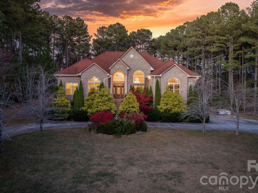 133 Greens Road, Granite Falls, NC 28630.  MLS# CAR4333320, YatesRealty ID 19729. 