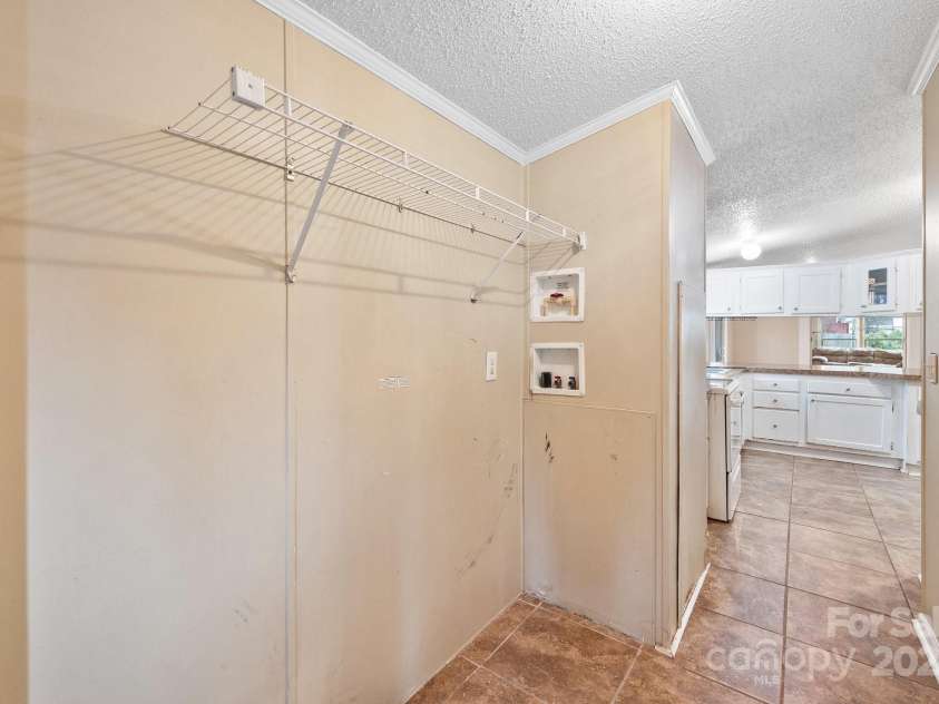 5112 Green Leaf Court, Mount Holly, NC 28120.  MLS# CAR4201008, YatesRealty ID 1973. 