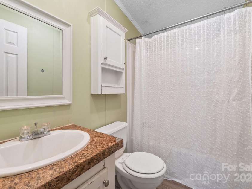 5112 Green Leaf Court, Mount Holly, NC 28120.  MLS# CAR4201008, YatesRealty ID 1973. 