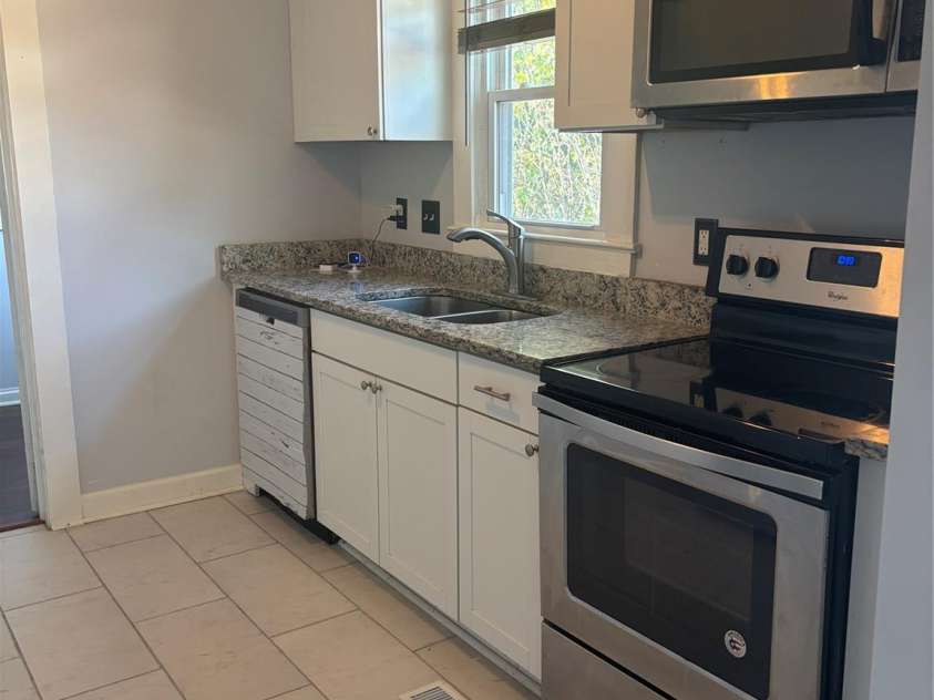 827 Horah Street, Salisbury, NC 28144.  MLS# CAR4324613, YatesRealty ID 1973. 