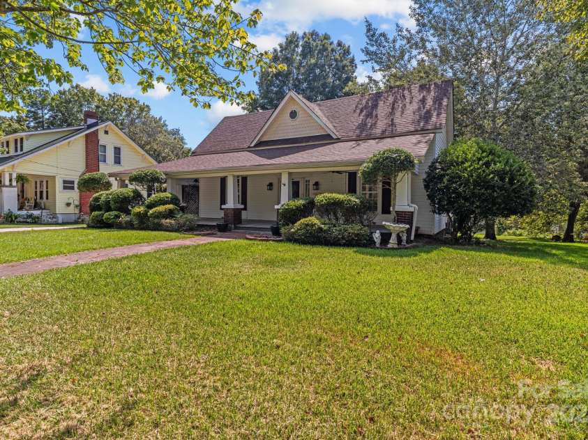 405 7th Street, Spencer, NC 28159.  MLS# CAR4185619, YatesRealty ID 19730. 