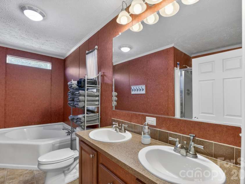 207 Mount Wesley Church Road, Hiddenite, NC 28636.  MLS# CAR4377041, YatesRealty ID 19732. 