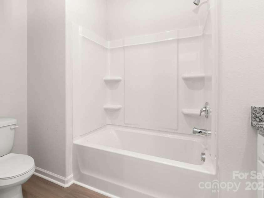 3238 Maple Ridge Drive, Gastonia, NC 28052.  MLS# CAR4220240, YatesRealty ID 19732. 