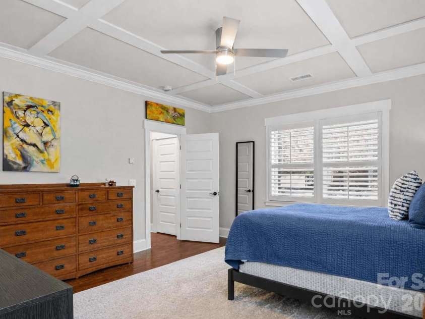 1521 Seigle Avenue, Charlotte, NC 28205.  MLS# CAR4363589, YatesRealty ID 19734. 