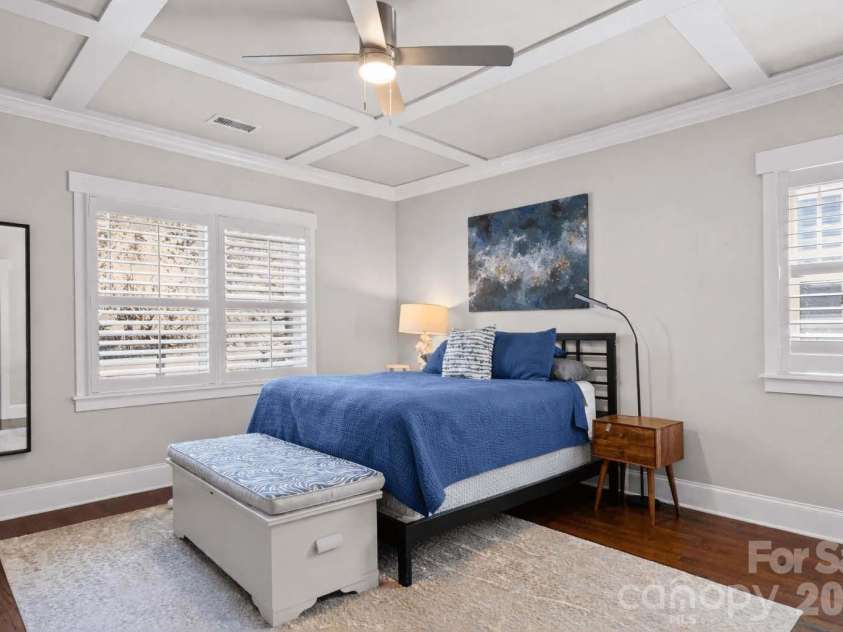 1521 Seigle Avenue, Charlotte, NC 28205.  MLS# CAR4363589, YatesRealty ID 19734. 