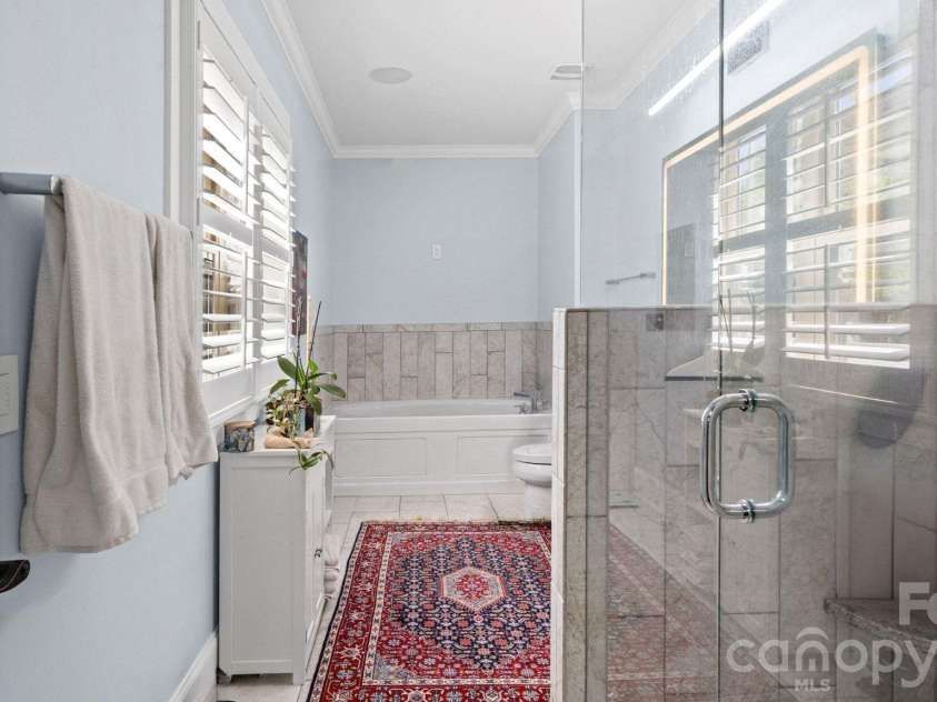 1521 Seigle Avenue, Charlotte, NC 28205.  MLS# CAR4363589, YatesRealty ID 19734. 