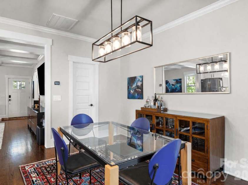 1521 Seigle Avenue, Charlotte, NC 28205.  MLS# CAR4363589, YatesRealty ID 19734. 