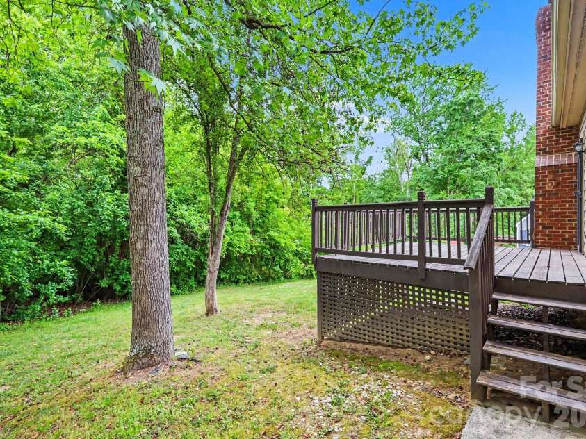 1201 Ashford Street, Charlotte, NC 28214.  MLS# CAR4376369, YatesRealty ID 19737. 
