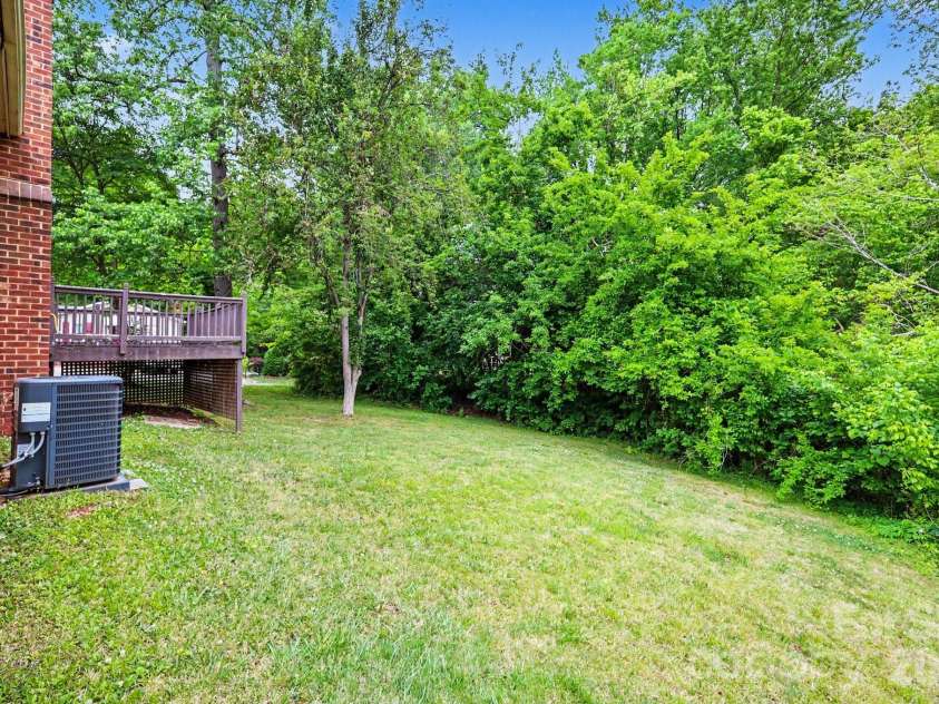 1201 Ashford Street, Charlotte, NC 28214.  MLS# CAR4376369, YatesRealty ID 19737. 