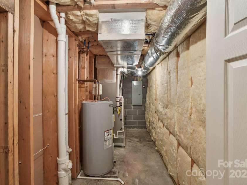 25 Coldwater Lane, Laurel Park, NC 28739.  MLS# CAR4240861, YatesRealty ID 19737. 