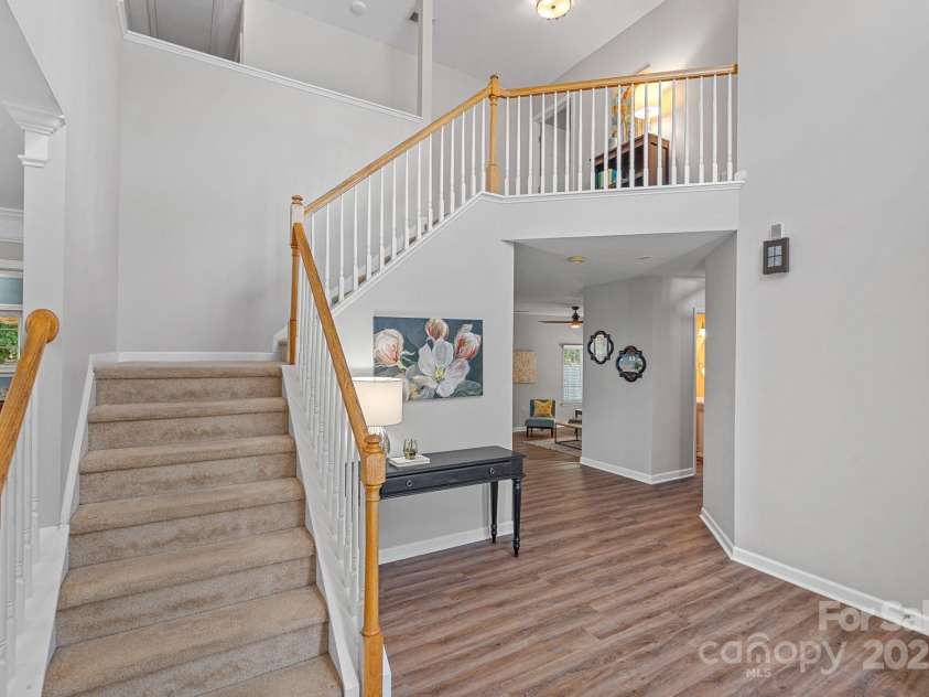 2043 Covered Bridge Court, Rock Hill, SC 29732.  MLS# CAR4285482, YatesRealty ID 19738. Curved staircase