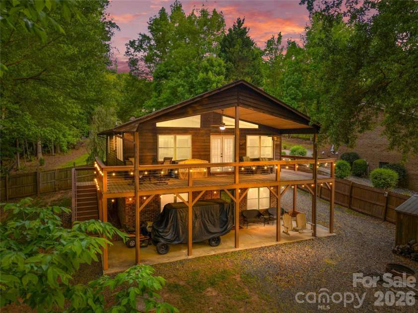 226 Balsam Circle, Troy, NC 27371.  MLS# CAR4341401, YatesRealty ID 1974. 