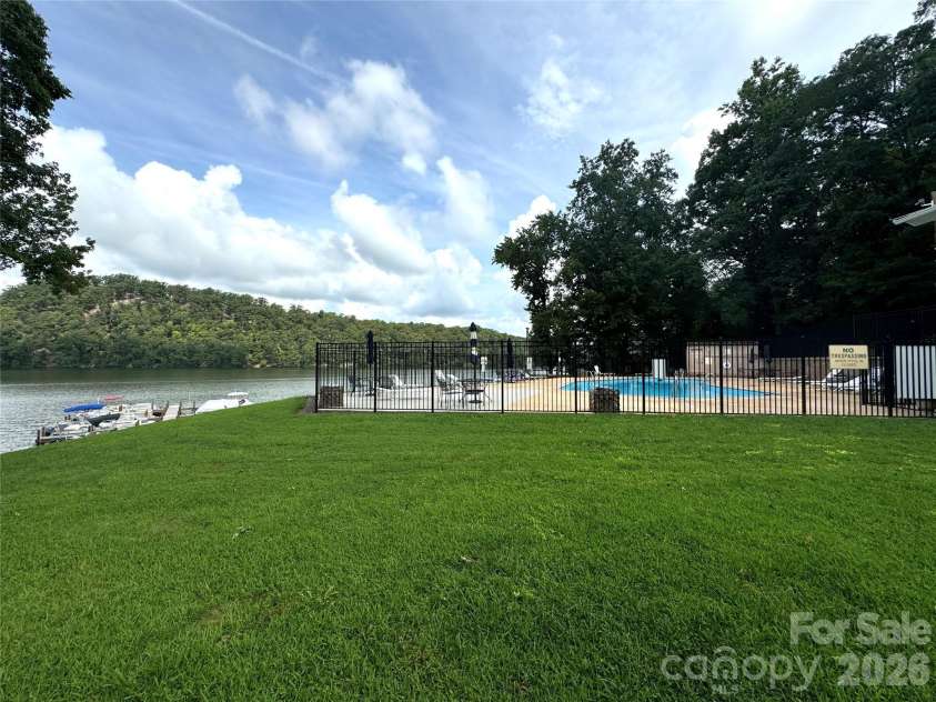 226 Balsam Circle, Troy, NC 27371.  MLS# CAR4341401, YatesRealty ID 1974. Community Pool