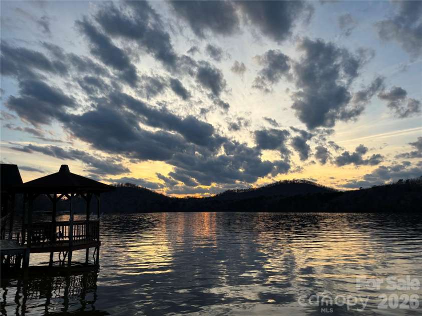 226 Balsam Circle, Troy, NC 27371.  MLS# CAR4341401, YatesRealty ID 1974. Gorgeous location on Lake Tillery.