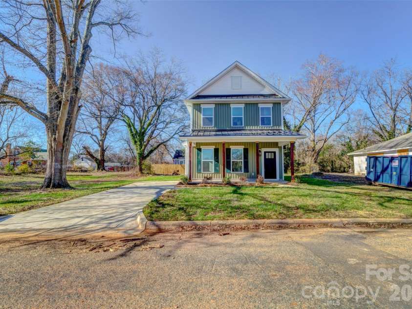 414 Clegg Street, Shelby, NC 28150.  MLS# CAR4329816, YatesRealty ID 1974. 