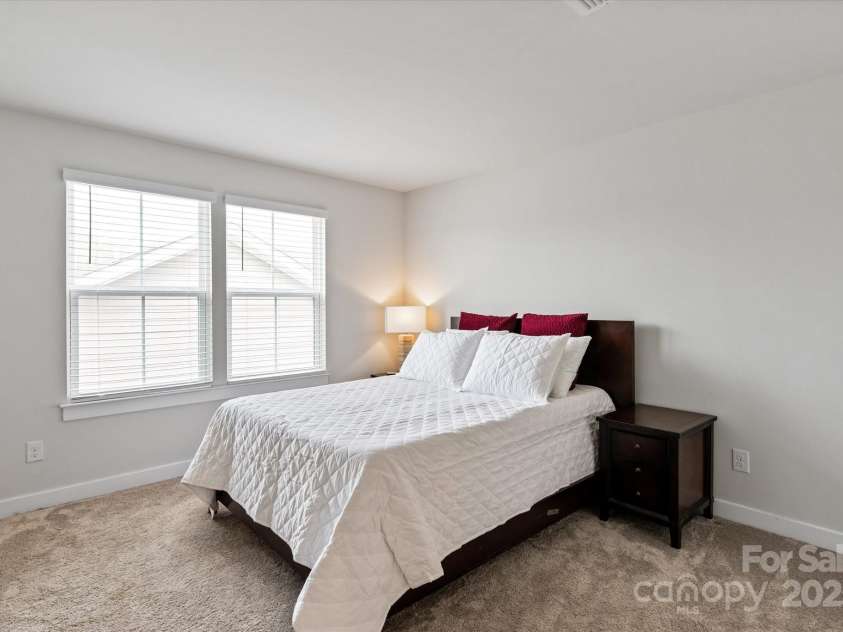 10241 Black Locust Lane, Charlotte, NC 28215.  MLS# CAR4239805, YatesRealty ID 19741. 