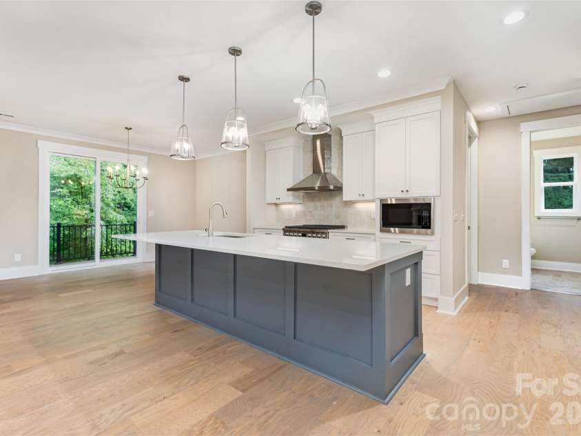 2076 Landry Lane, Rock Hill, SC 29732.  MLS# CAR4389669, YatesRealty ID 19741. Kitchen, Dining, Breakfast Area and walkout BBQ deck