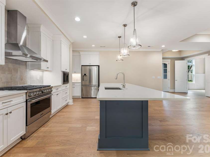 2076 Landry Lane, Rock Hill, SC 29732.  MLS# CAR4389669, YatesRealty ID 19741. Kitchen with Hybrid Gas Range