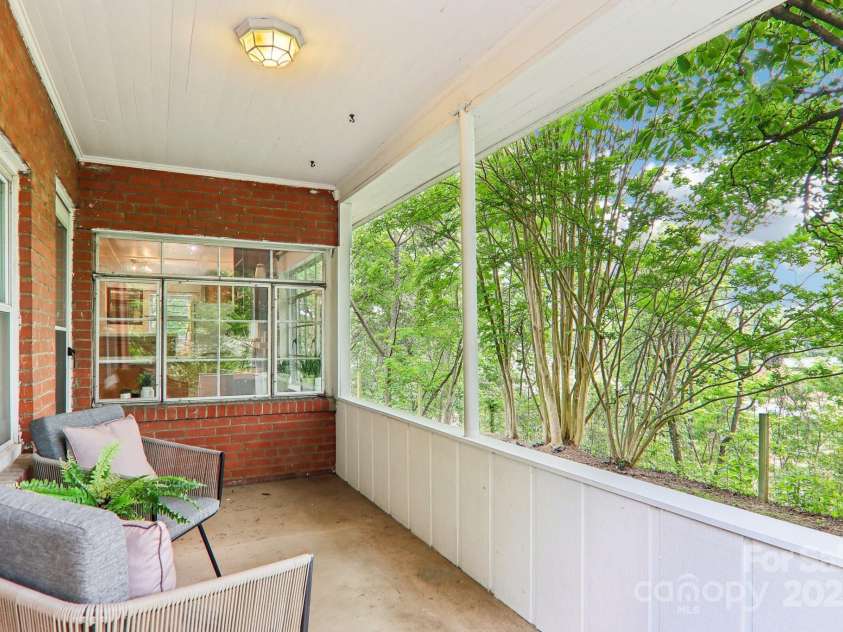 108 Patton Hill Road, Swannanoa, NC 28778.  MLS# CAR4254886, YatesRealty ID 19742. 