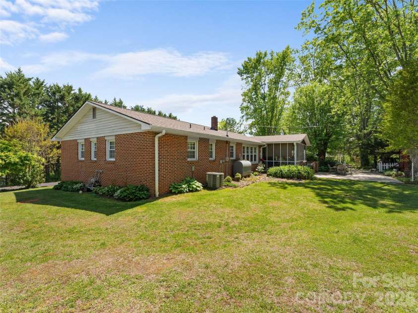 4 Forge Drive, Mills River, NC 28759.  MLS# CAR4373481, YatesRealty ID 19743. 