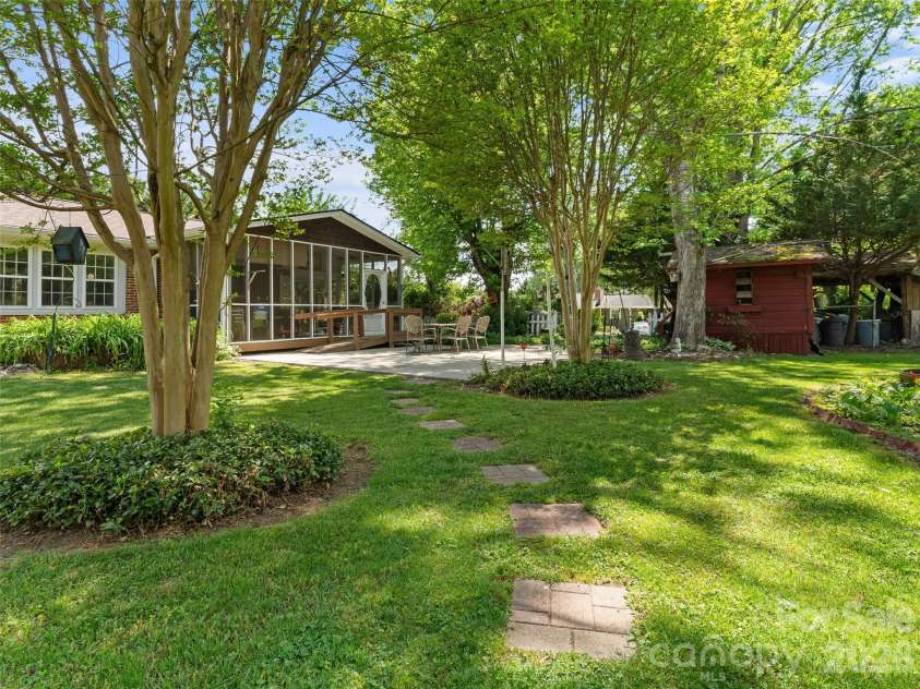 4 Forge Drive, Mills River, NC 28759.  MLS# CAR4373481, YatesRealty ID 19743. 