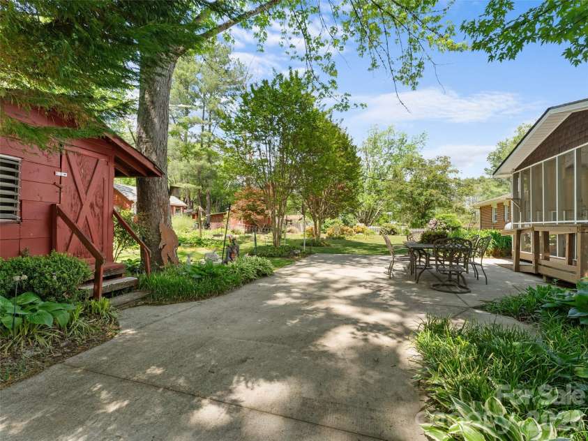4 Forge Drive, Mills River, NC 28759.  MLS# CAR4373481, YatesRealty ID 19743. 