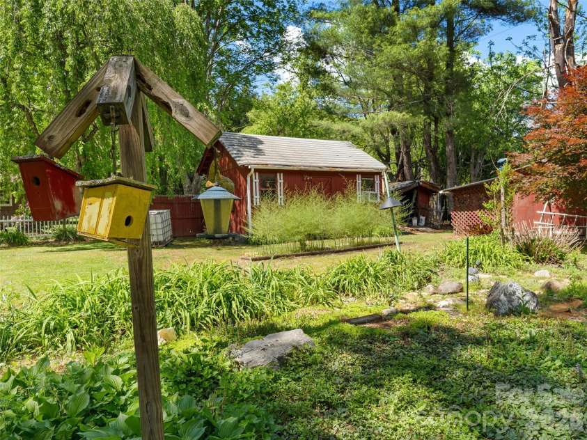 4 Forge Drive, Mills River, NC 28759.  MLS# CAR4373481, YatesRealty ID 19743. 